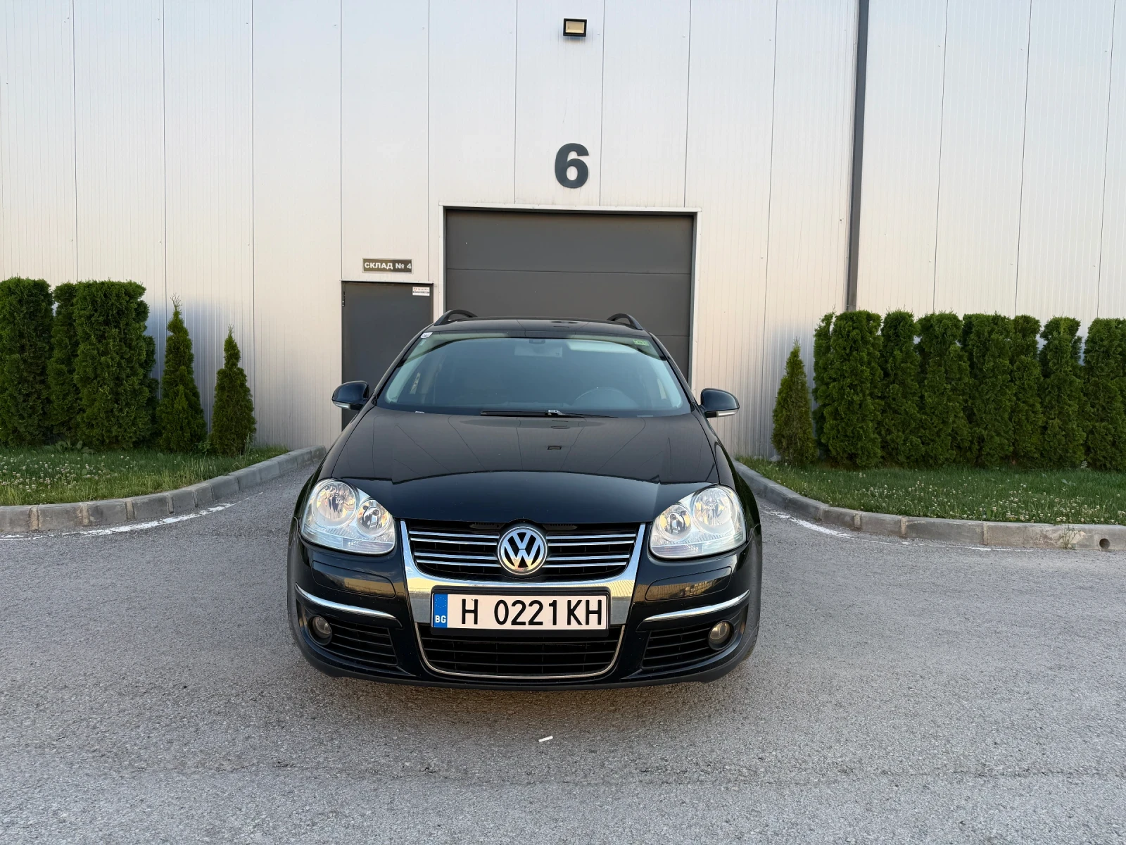VW Golf 1.9 105 DSG, снимка 2 - Автомобили и джипове - 54733022