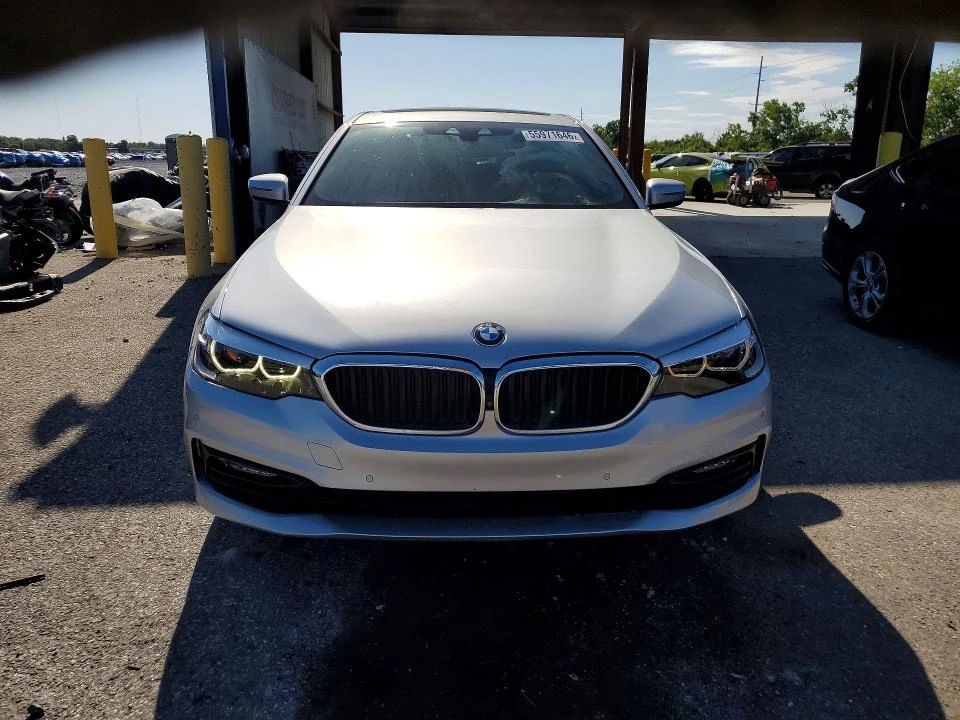 BMW 540 B58| HUD| 360| AMBIENT| , снимка 2 - Автомобили и джипове - 54885273
