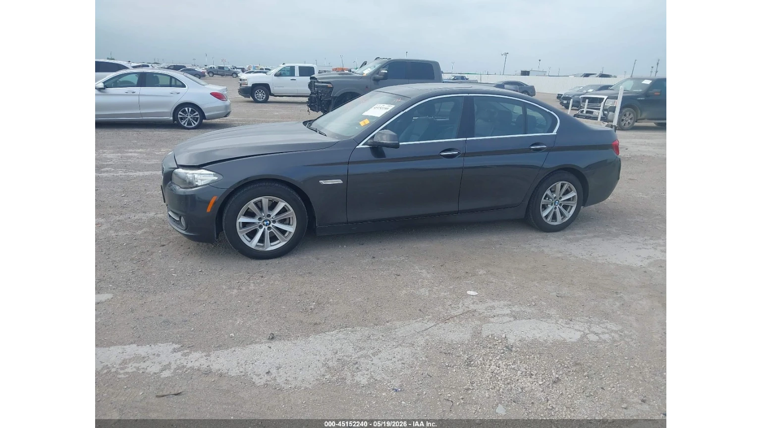 BMW 528 ВИДЕО НА АВТОМОБИЛА, снимка 14 - Автомобили и джипове - 55269465