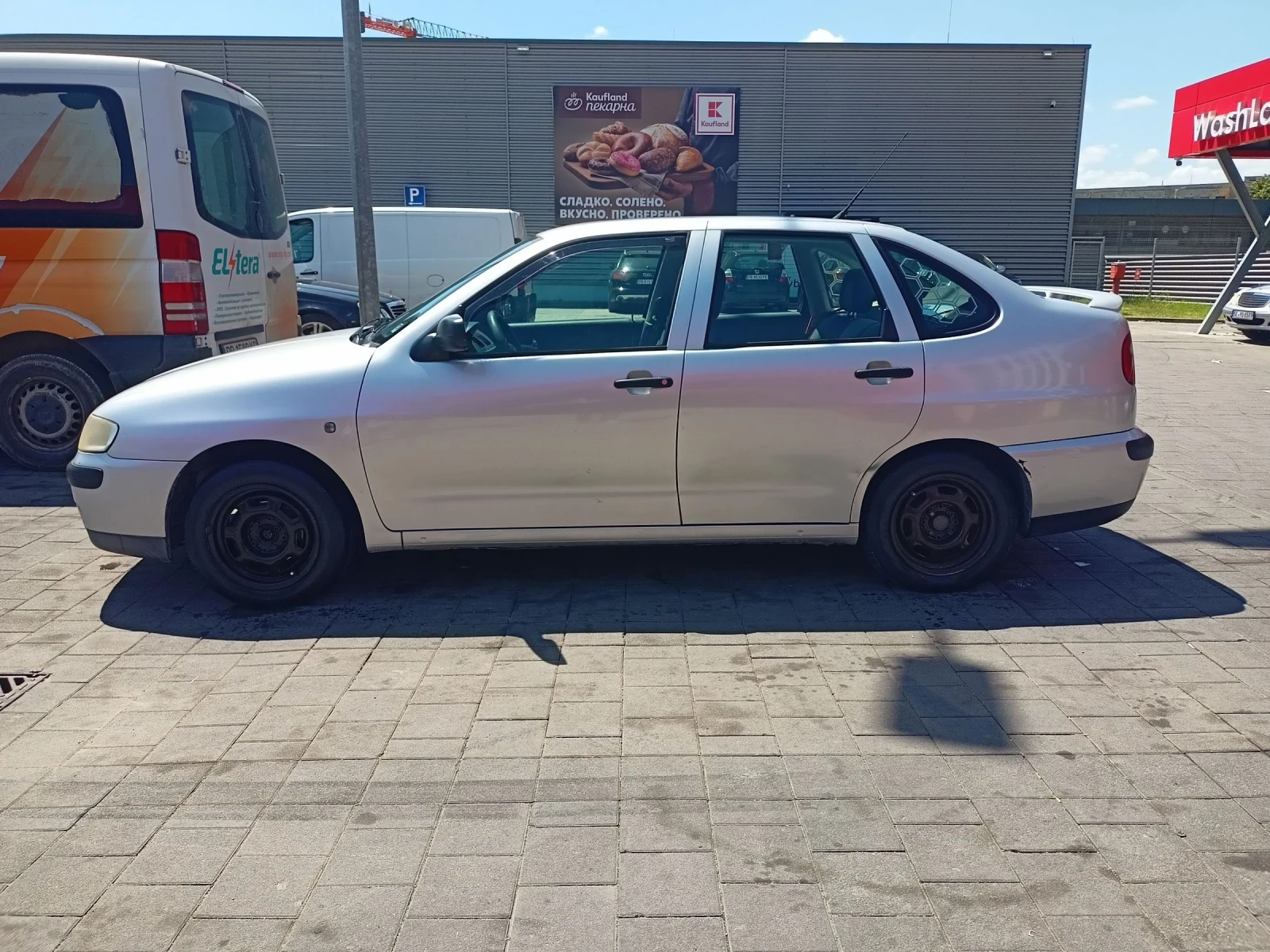 Seat Cordoba На Метан, снимка 6 - Автомобили и джипове - 55392222