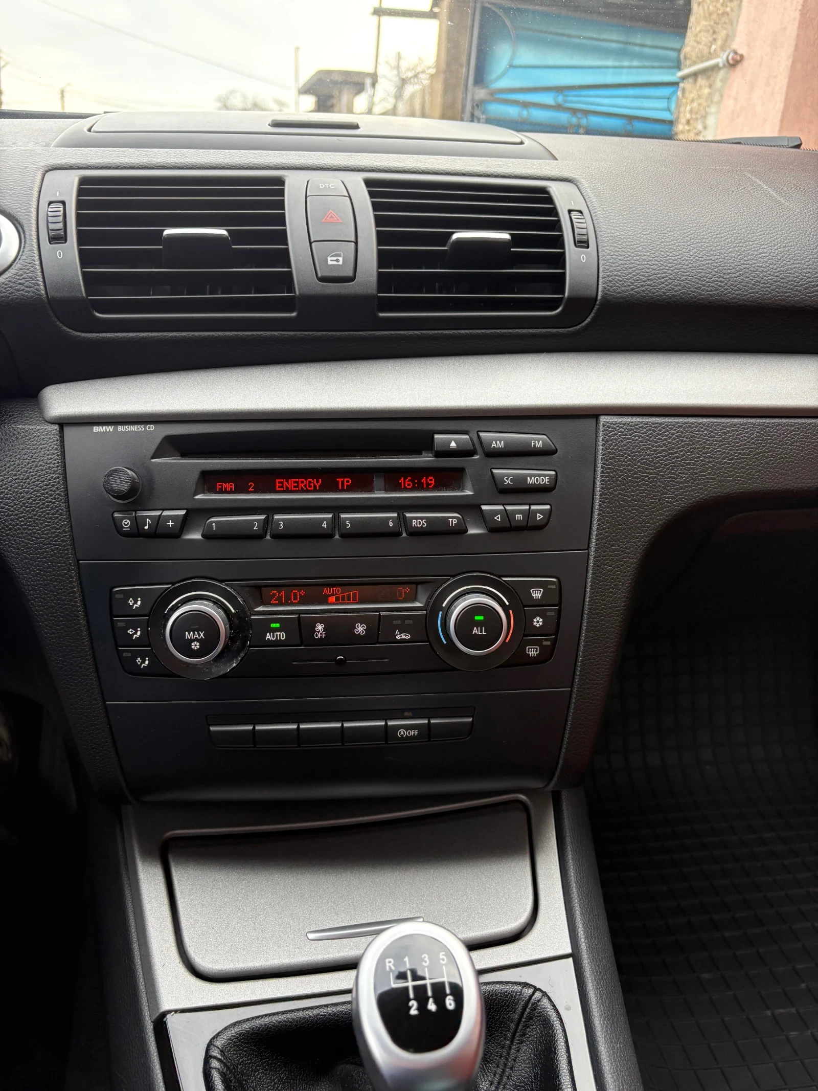 BMW 116, снимка 2 - Автомобили и джипове - 55397178