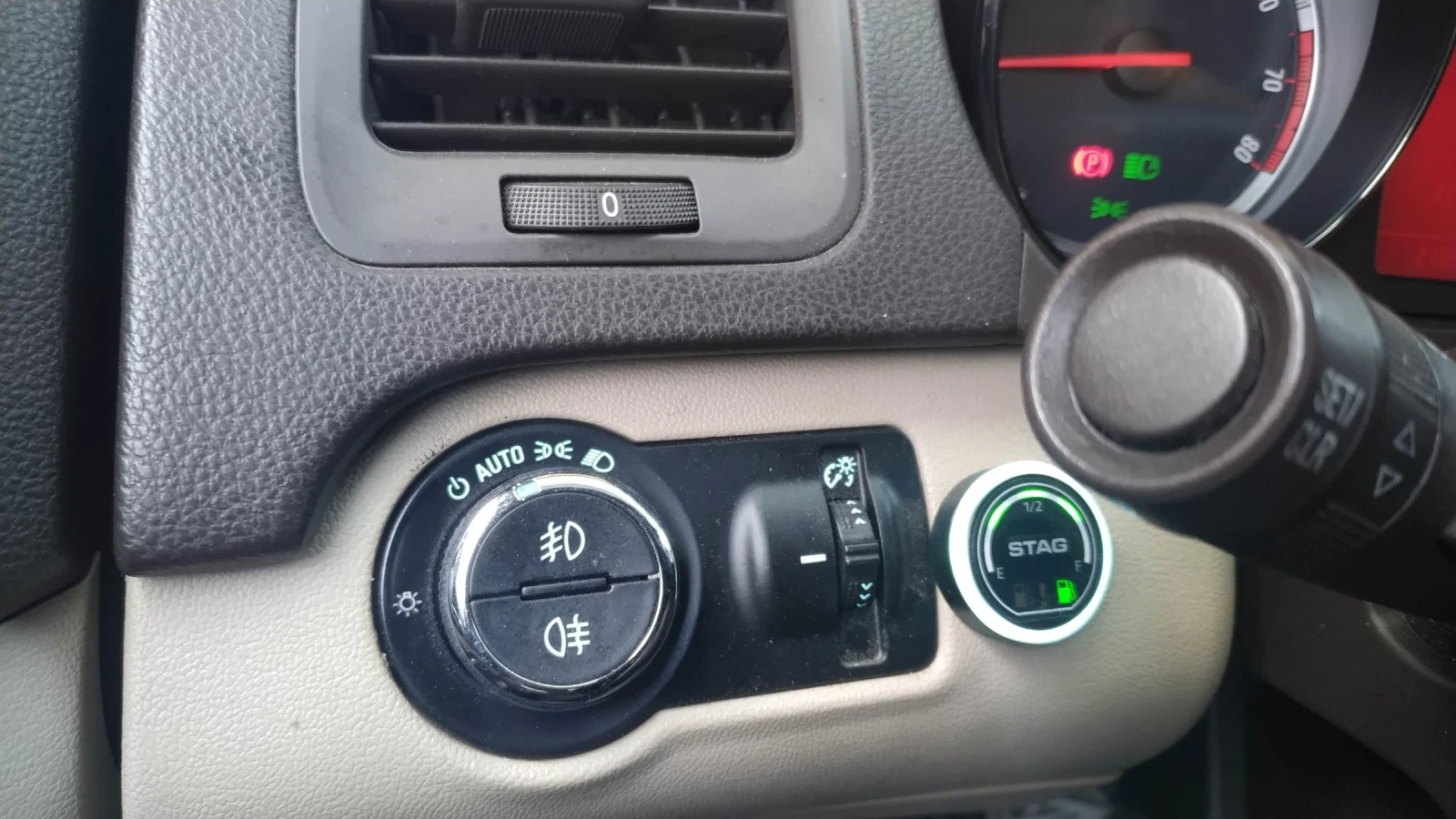 Opel Insignia A16LET , снимка 7 - Автомобили и джипове - 55842069