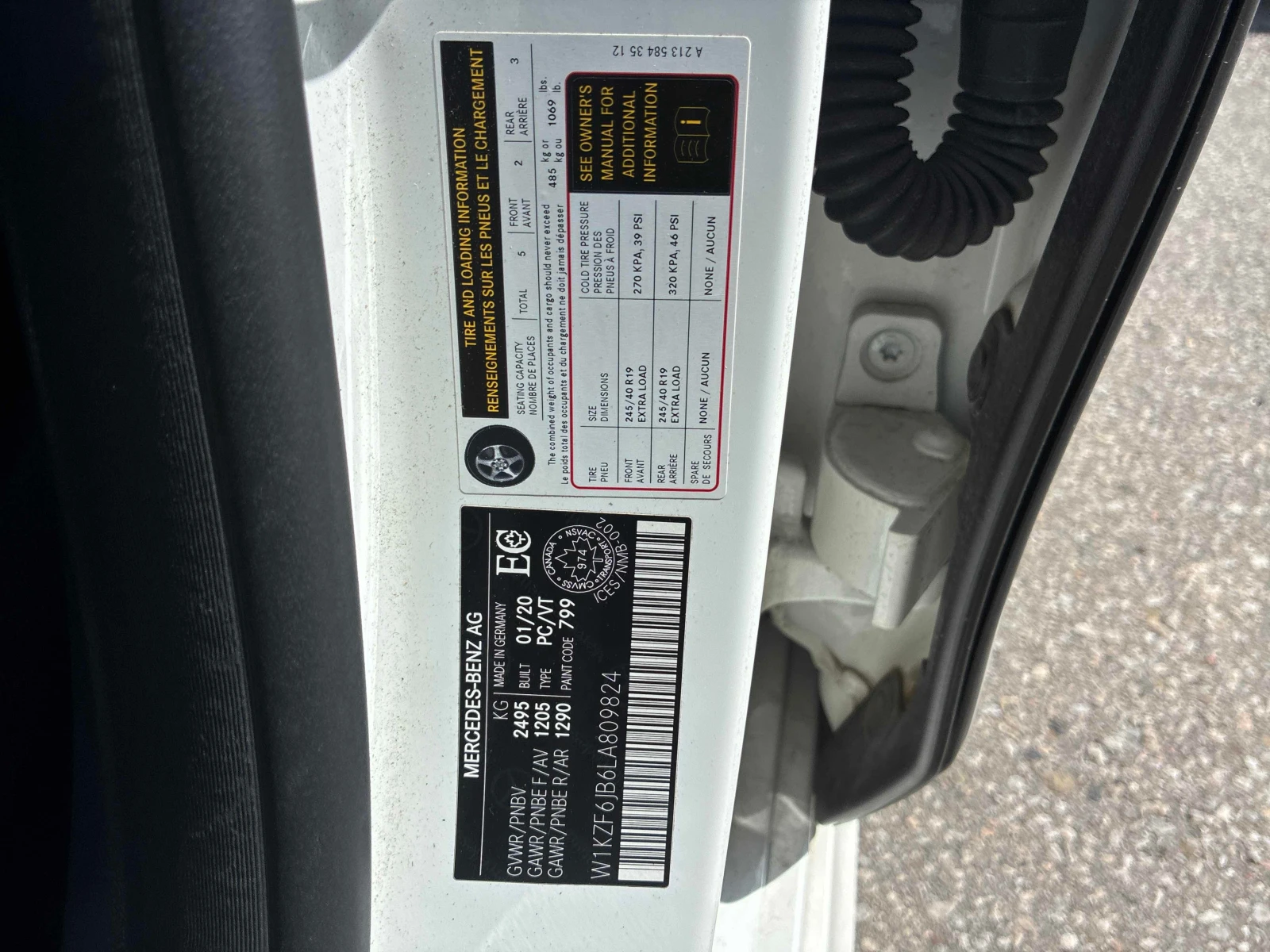 Mercedes-Benz E 450 * CARFAX * ЦЕНА ДО БГ, снимка 7 - Автомобили и джипове - 56103231