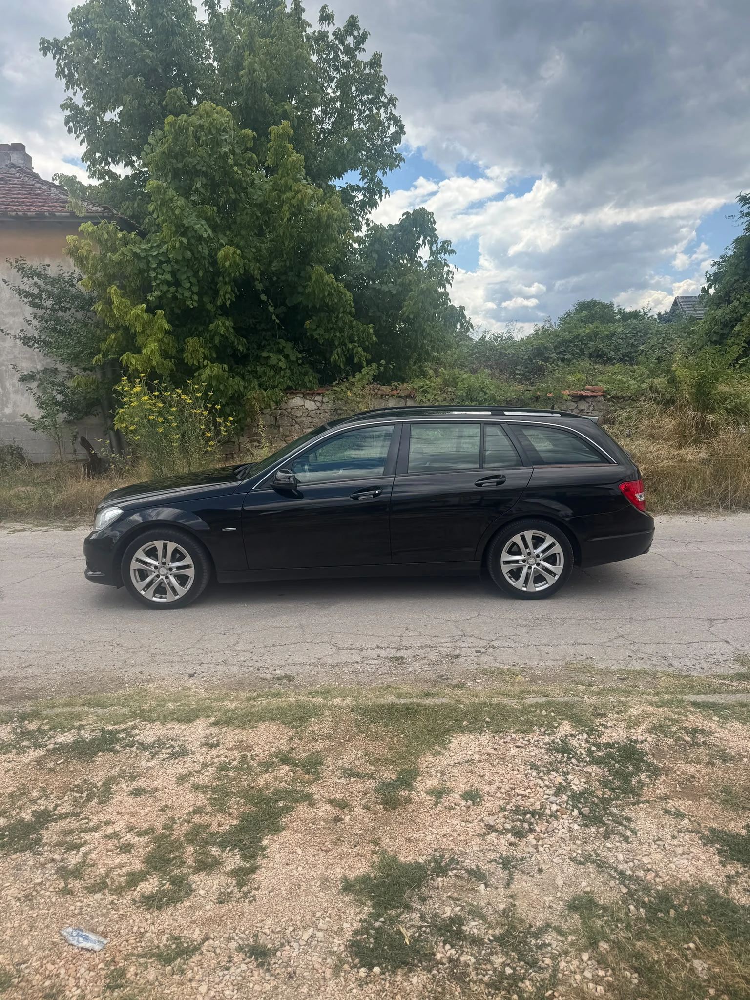 Mercedes-Benz C 220 d Aut., снимка 5 - Автомобили и джипове - 56712260