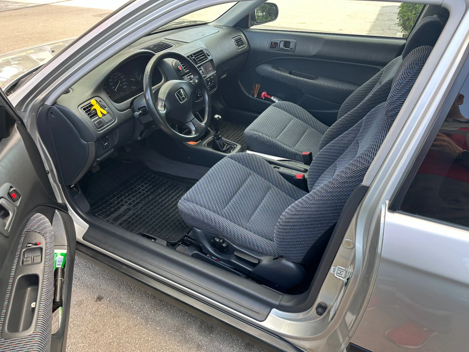 Honda Civic 1.5i ls, снимка 9 - Автомобили и джипове - 56713382