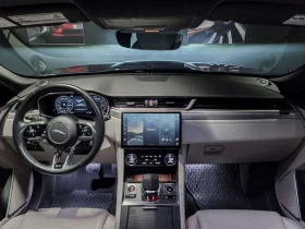 Jaguar F-PACE R-Dynamic SE | Sunroof | Navigation | Bluetooth | , снимка 17