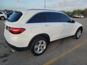 Mercedes-Benz GLC 300 PANO/NAVI/KEYLESS/LANE ASSIST/ПОДГРЕВ, снимка 4