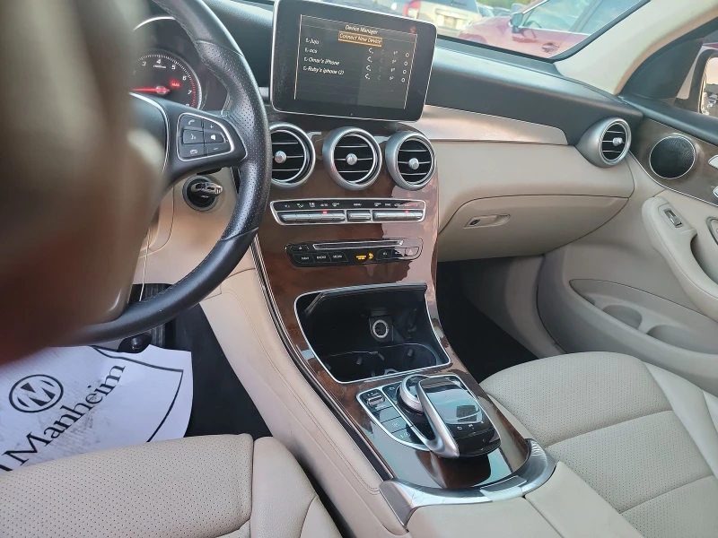 Mercedes-Benz GLC 300 PANO/NAVI/KEYLESS/LANE ASSIST/ПОДГРЕВ, снимка 10 - Автомобили и джипове - 48422910