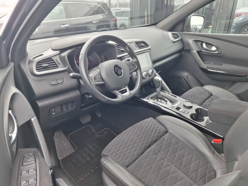 Renault Kadjar 1.3TCe 140к.с. EDC BLACK EDITION, снимка 13 - Автомобили и джипове - 48771966