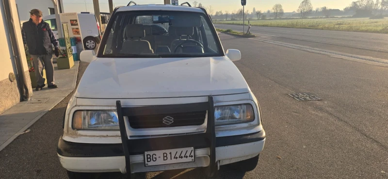 Suzuki Vitara 1.6i, снимка 2 - Автомобили и джипове - 52730981