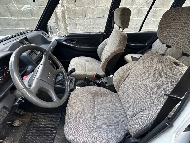 Suzuki Vitara 1.6i 16v 4x4, снимка 15 - Автомобили и джипове - 52730981