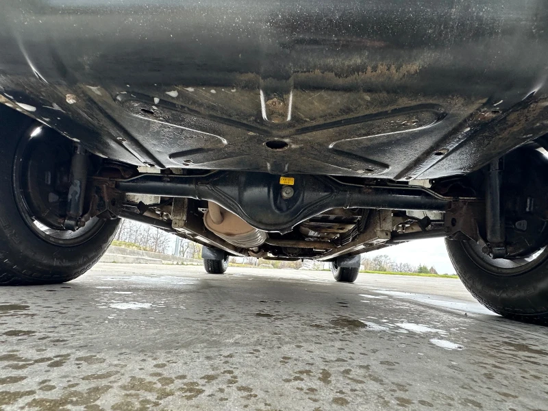 Suzuki Vitara 1.6i 16v 4x4, снимка 11 - Автомобили и джипове - 52730981