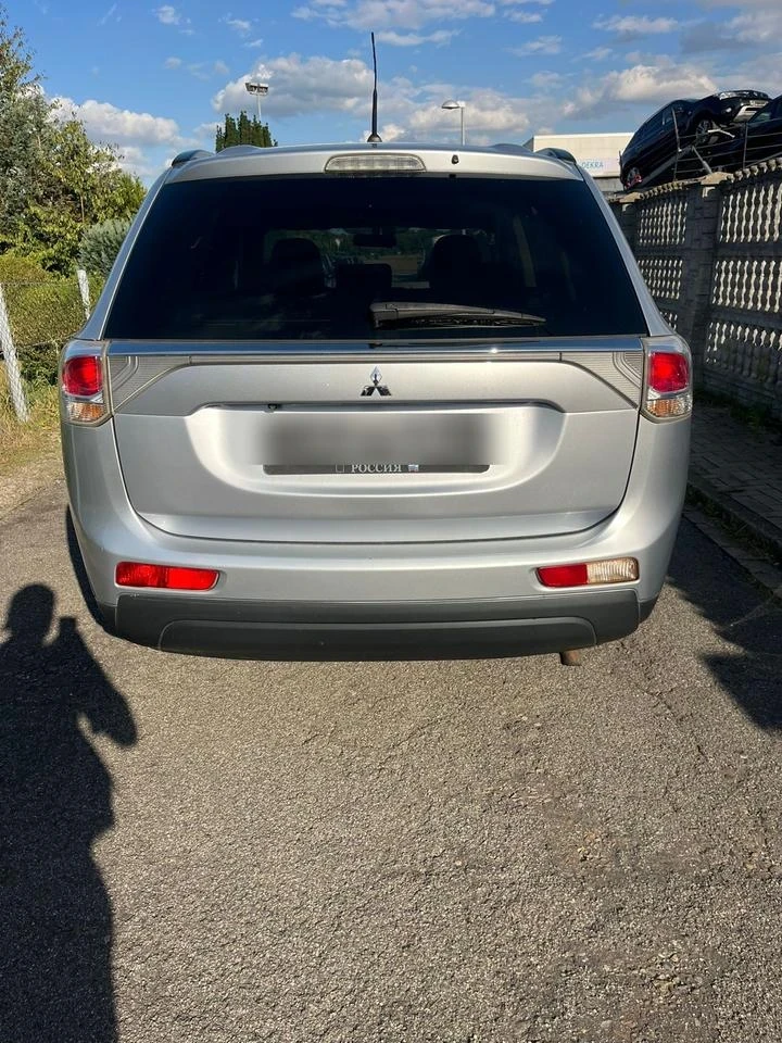 Mitsubishi Outlander 2, 2* 150* NAVI* PDC* CAM* XENON* КОЖА* 7 МЕСТА - изображение 4