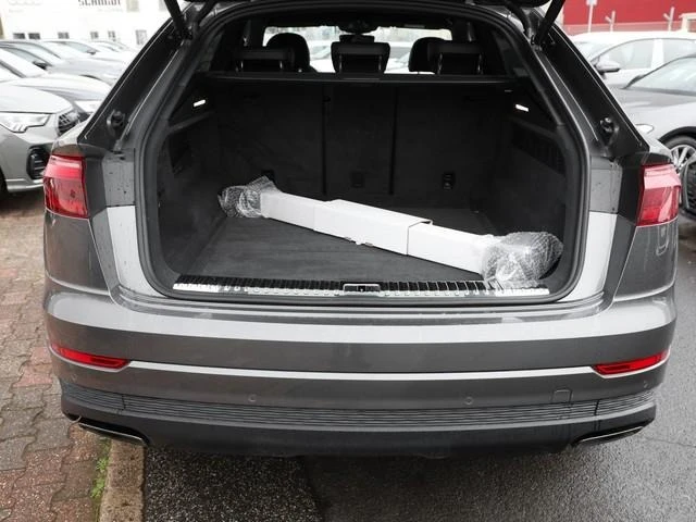 Audi Q8 45 TDI/FACELIFT/QUATTRO/LIFT/HEAD UP/360/MATRIX/, снимка 13 - Автомобили и джипове - 53322785