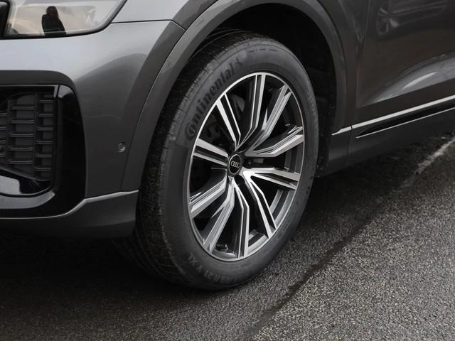 Audi Q8 45 TDI/FACELIFT/QUATTRO/LIFT/HEAD UP/360/MATRIX/, снимка 4 - Автомобили и джипове - 53322785