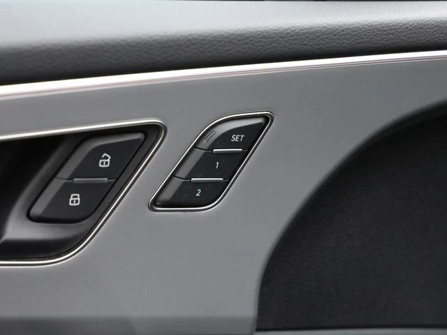 Audi Q8 45 TDI/FACELIFT/QUATTRO/LIFT/HEAD UP/360/MATRIX/, снимка 6 - Автомобили и джипове - 53322785