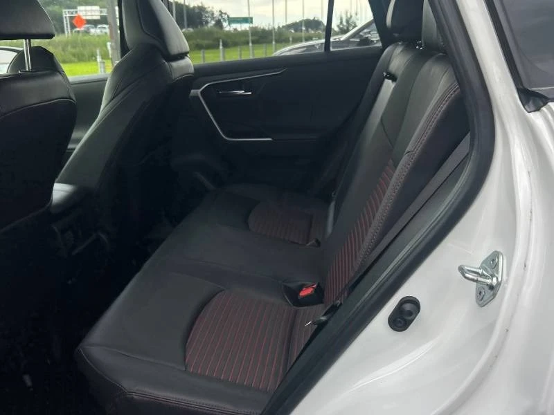 Toyota Rav4 * Prime * XSE * ПРЕДСТАВИТЕЛСТВО * ДИСТРОНИК, снимка 16 - Автомобили и джипове - 55749140