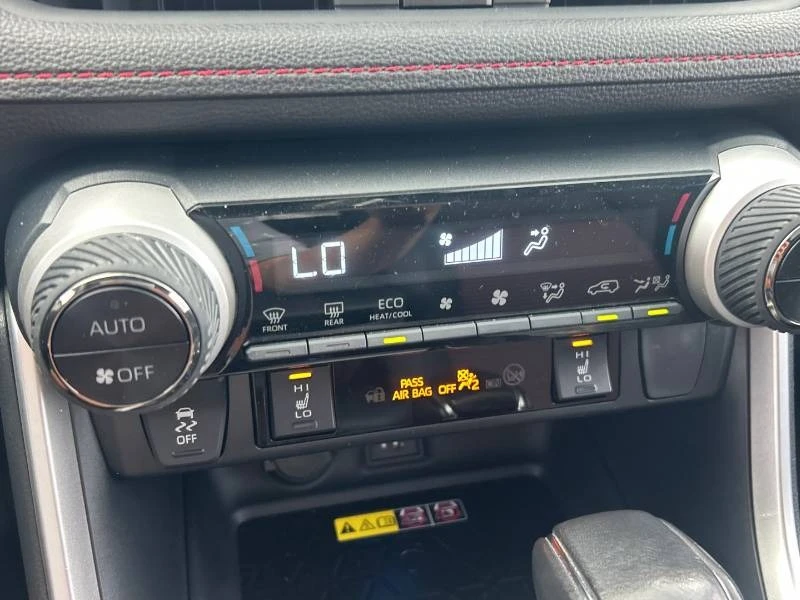 Toyota Rav4 * Prime * XSE * ПРЕДСТАВИТЕЛСТВО * ДИСТРОНИК, снимка 8 - Автомобили и джипове - 55749140