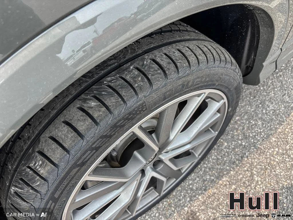 Audi Q3 * Progressiv* S-Line* АвтоКредит (ЦЕНА ДО БГ) - изображение 9