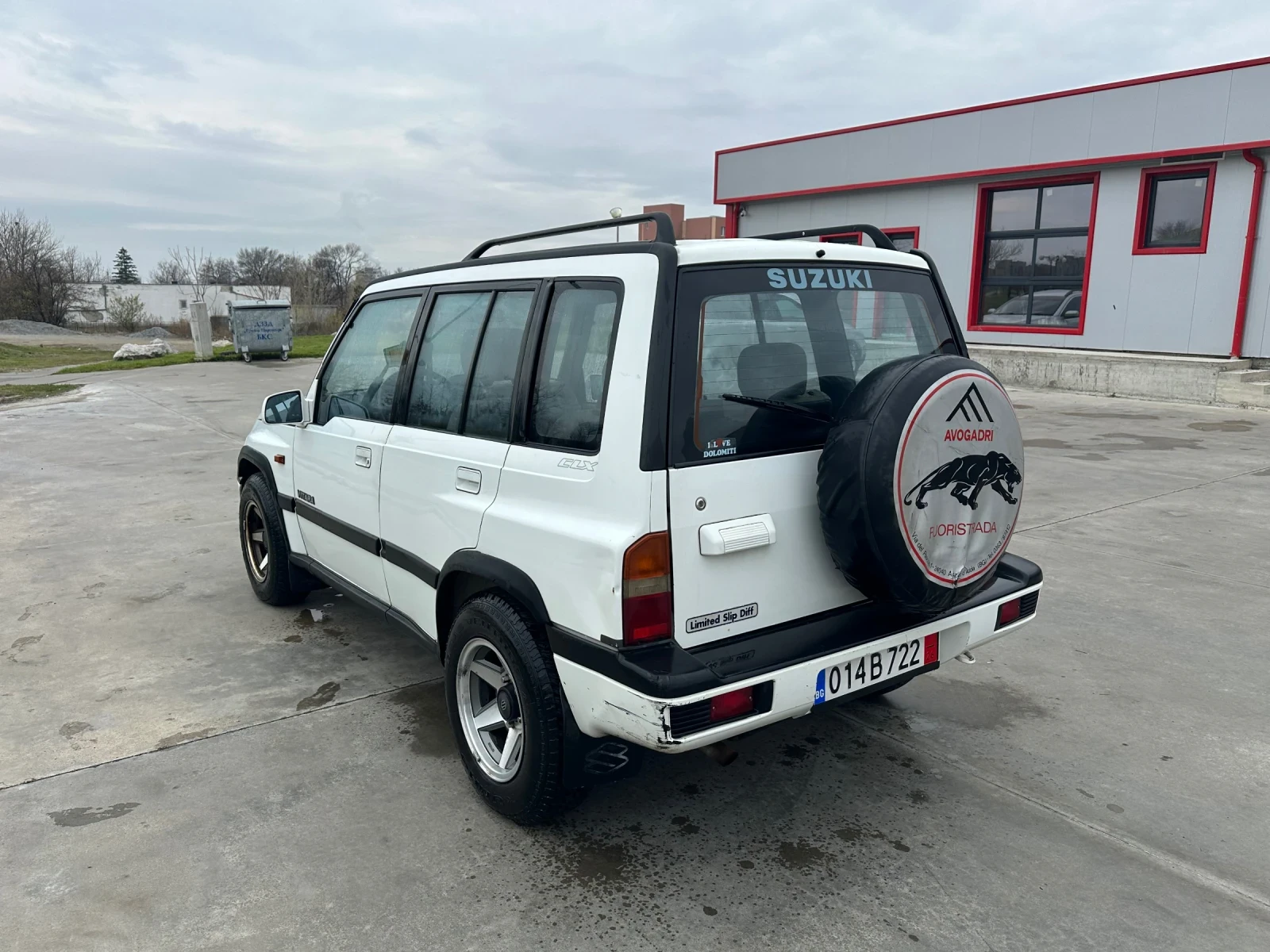 Suzuki Vitara 1.6i 16v 4x4 - изображение 7