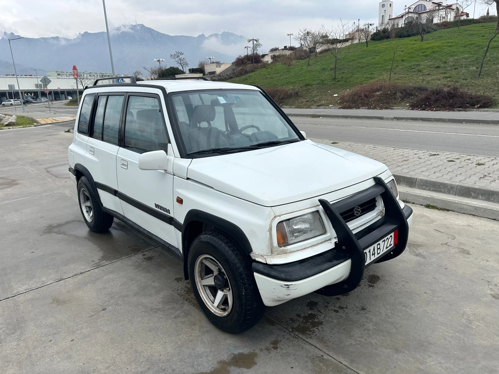 Suzuki Vitara 1.6i 16v 4x4 - изображение 3