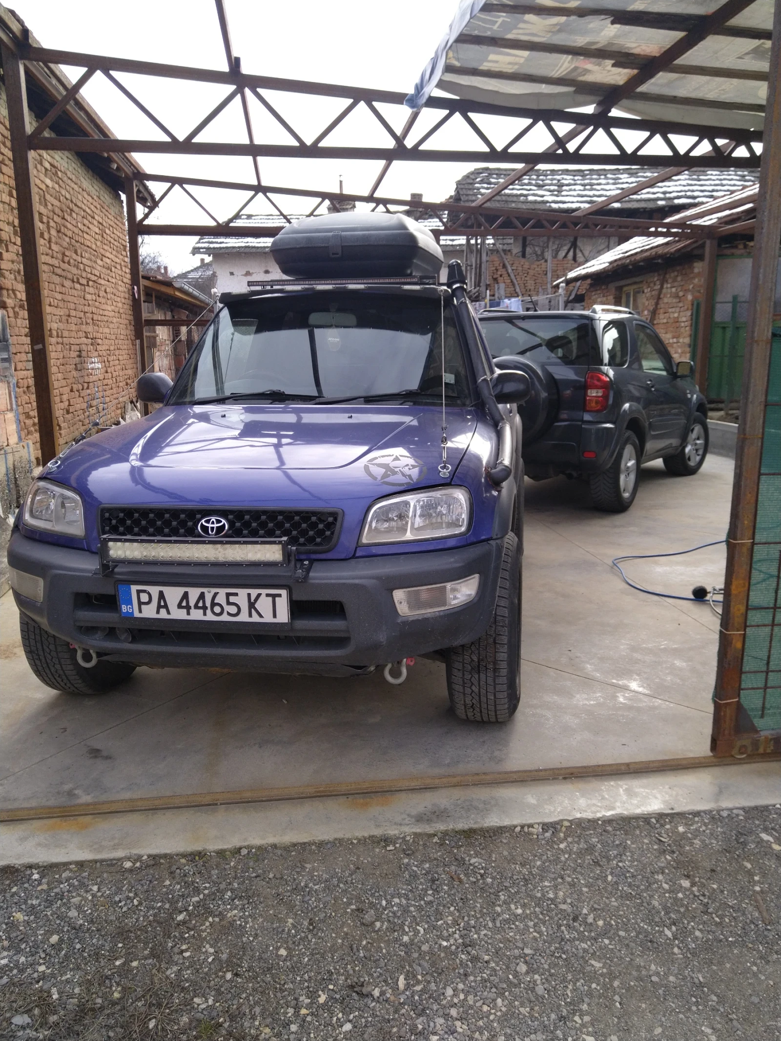 Toyota Rav4, снимка 7 - Автомобили и джипове - 53803993