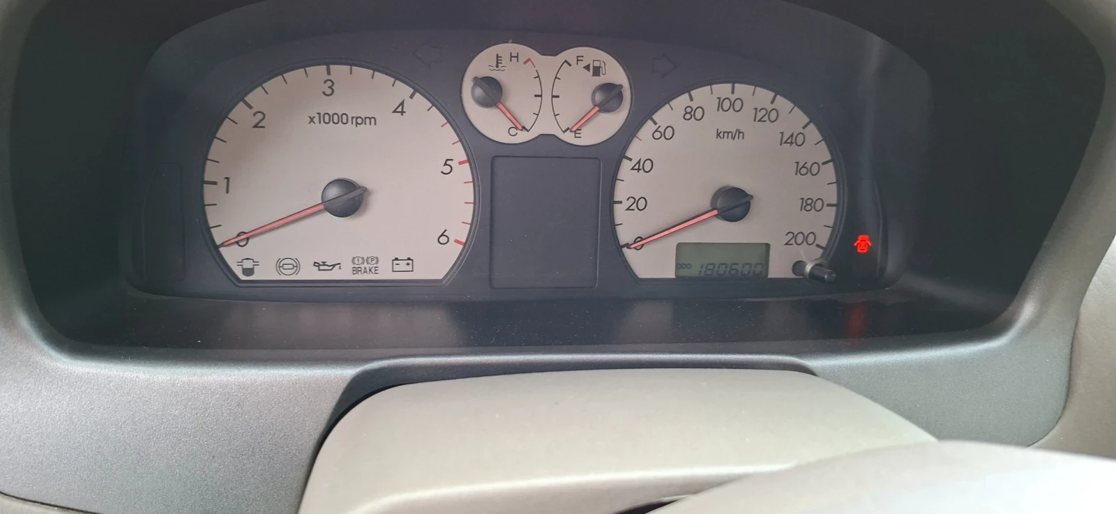 Hyundai Terracan, снимка 8 - Автомобили и джипове - 53957881