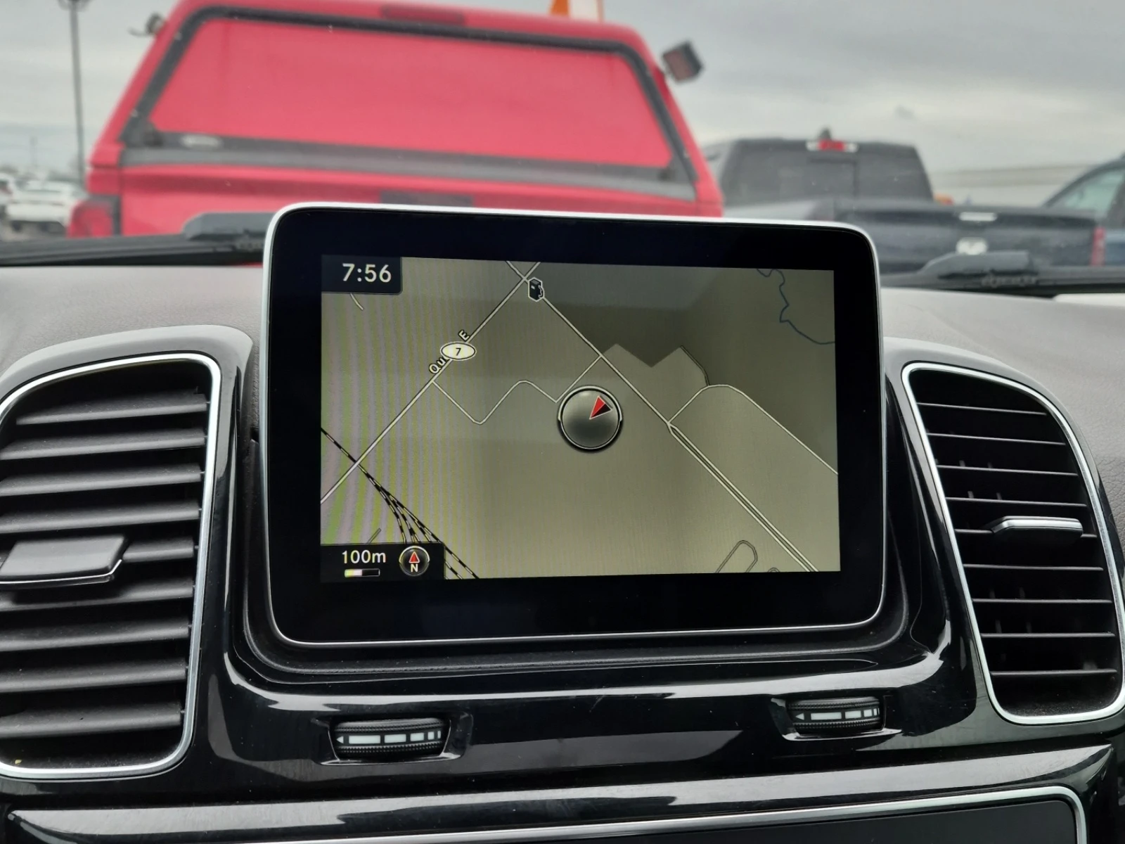 Mercedes-Benz GLE 350 AMG * BLUETEC * PANO * СЕРВИЗНА ИСТОРИЯ * , снимка 9 - Автомобили и джипове - 53959514