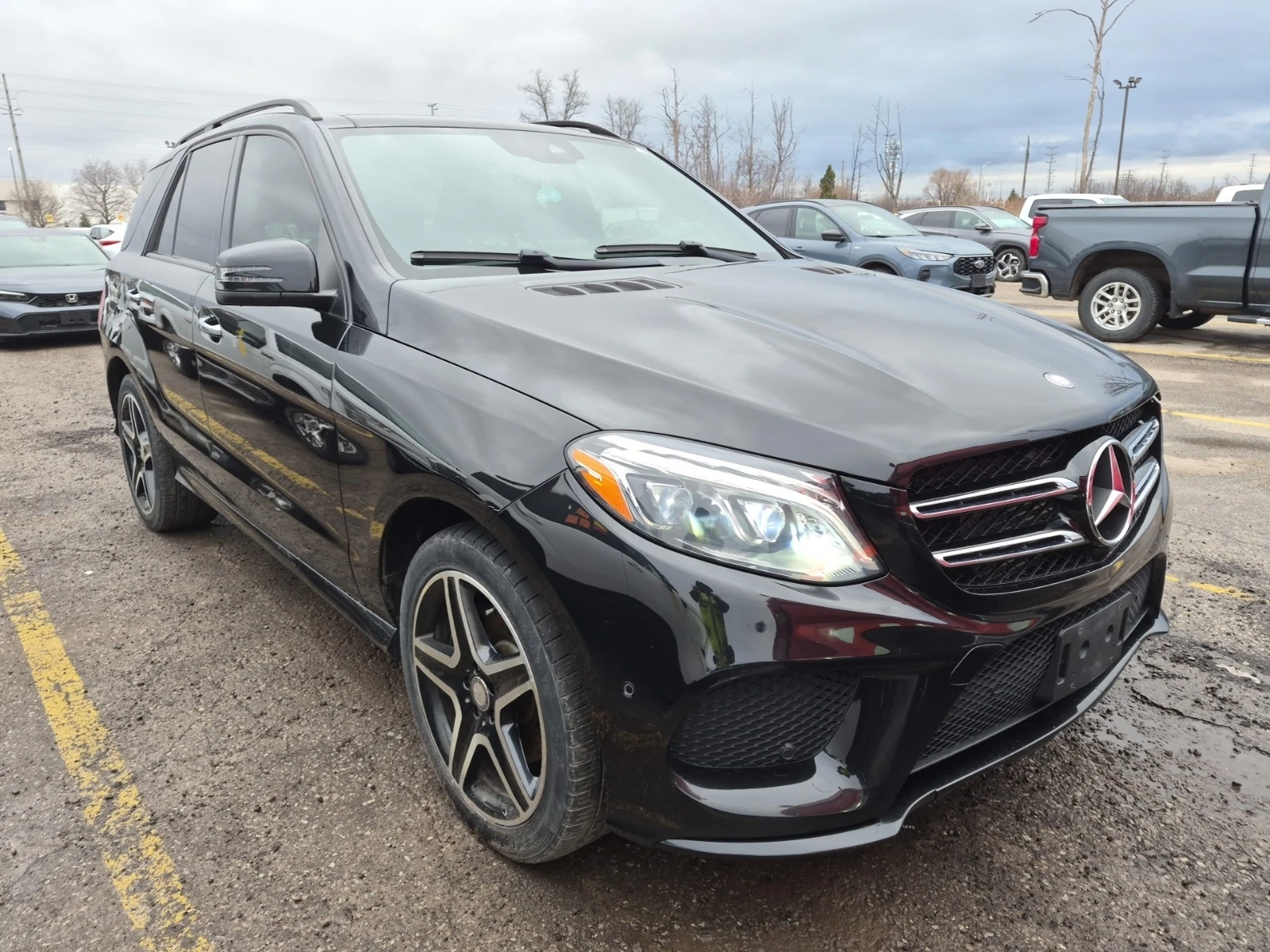Mercedes-Benz GLE 350 AMG * BLUETEC * PANO * СЕРВИЗНА ИСТОРИЯ * , снимка 2 - Автомобили и джипове - 53959514