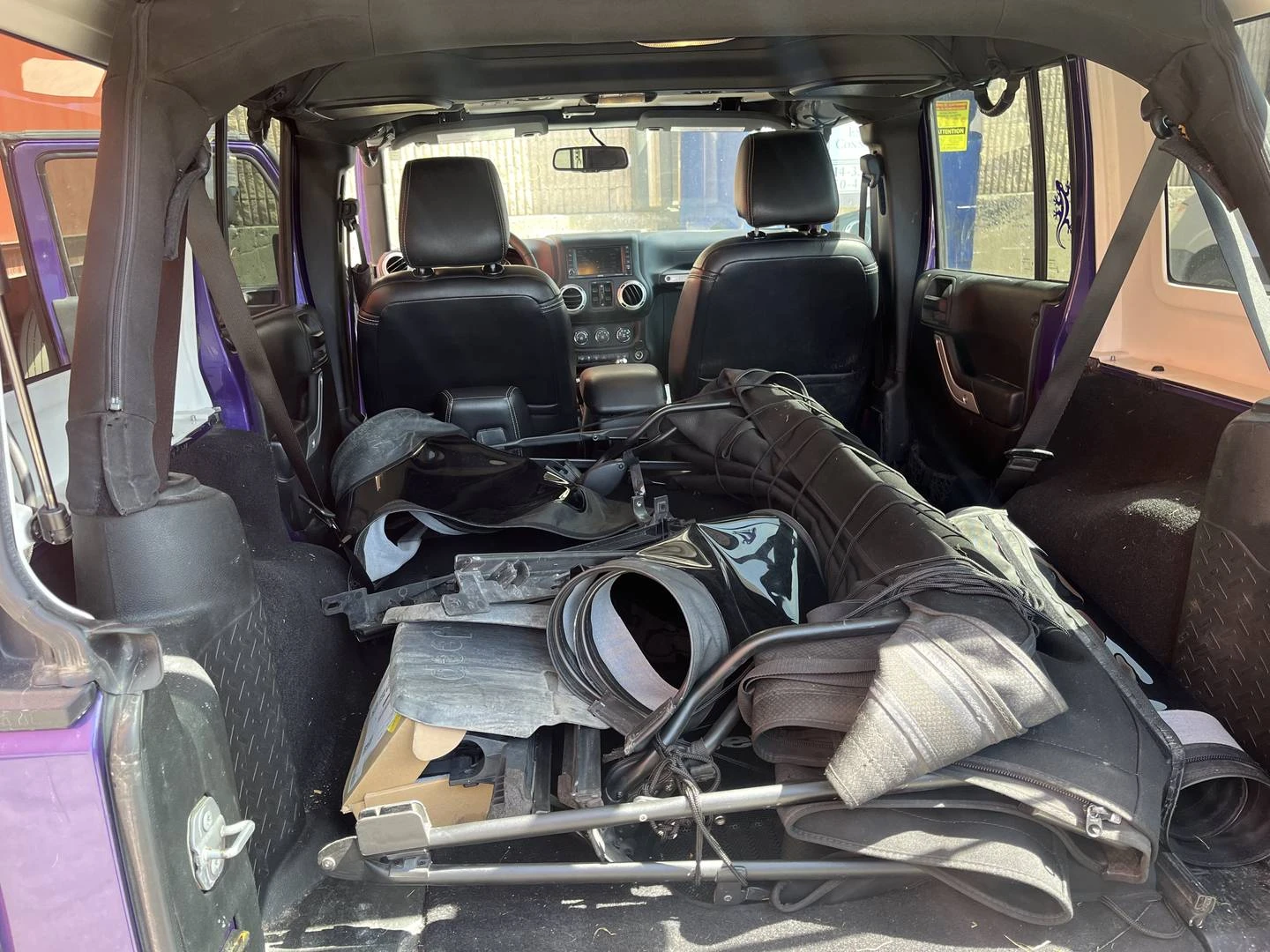 Jeep Wrangler Unlimited Rubicon 3.6 ВСИЧКИ ЕКСТРИ, снимка 15 - Автомобили и джипове - 54164058