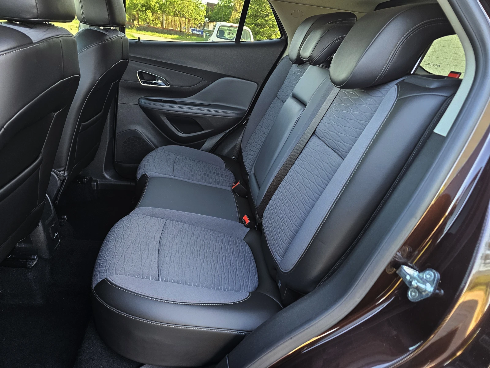 Opel Mokka 1.7 4x4* NAVI* CAMERA, снимка 12 - Автомобили и джипове - 54334346