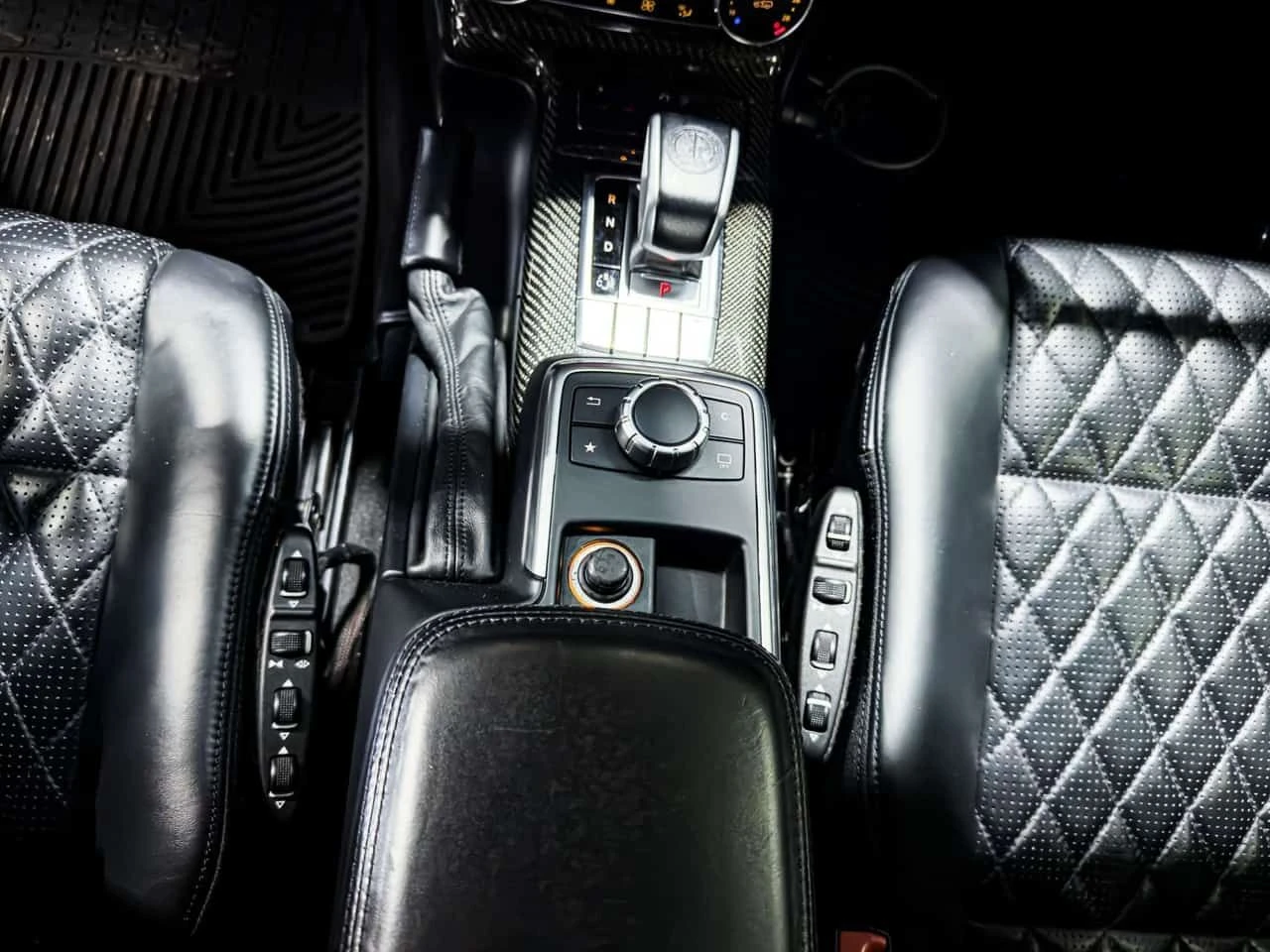 Mercedes-Benz G * G63 AMG TITANIUM EXHAUST * CARFAX * ЦЕНА ДО БГ, снимка 12 - Автомобили и джипове - 54784680