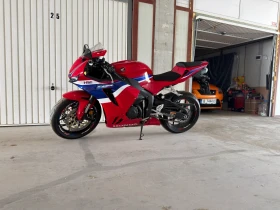 ����� �� �������� �� Honda Cbr 600 RR