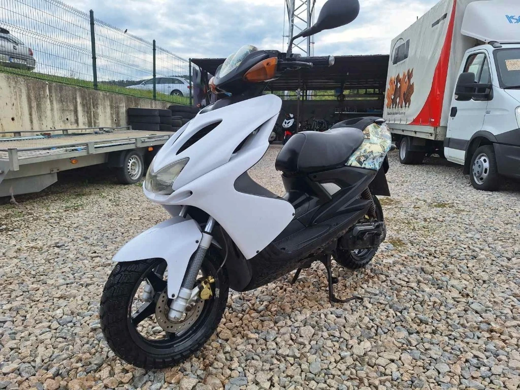 Yamaha Aerox 50CC ДВУТАКТОВ ШВЕЙЦАРИЯ