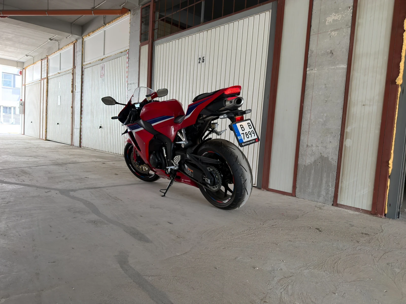Honda Cbr 600 RR, снимка 4 - Мотоциклети и мототехника - 55774133