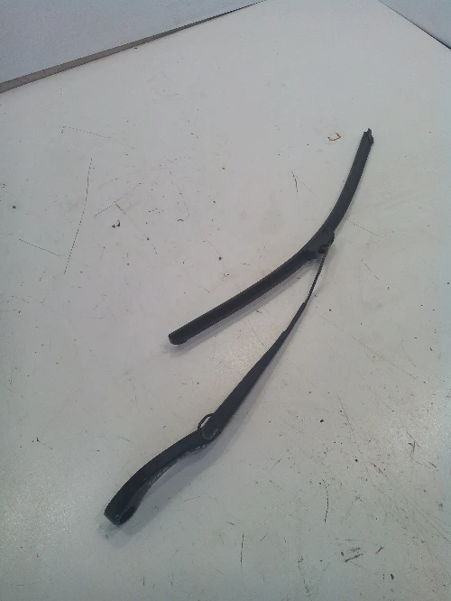 Рамо чистачки за Сааб 9-3 (предно дясно)