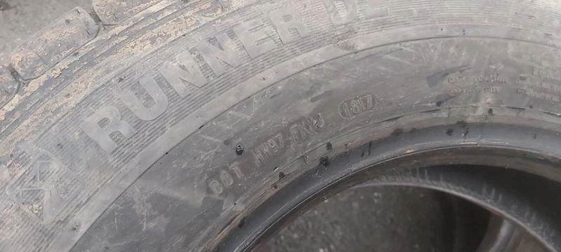 Гуми Зимни 215/75R17.5, снимка 6 - Гуми и джанти - 41999152