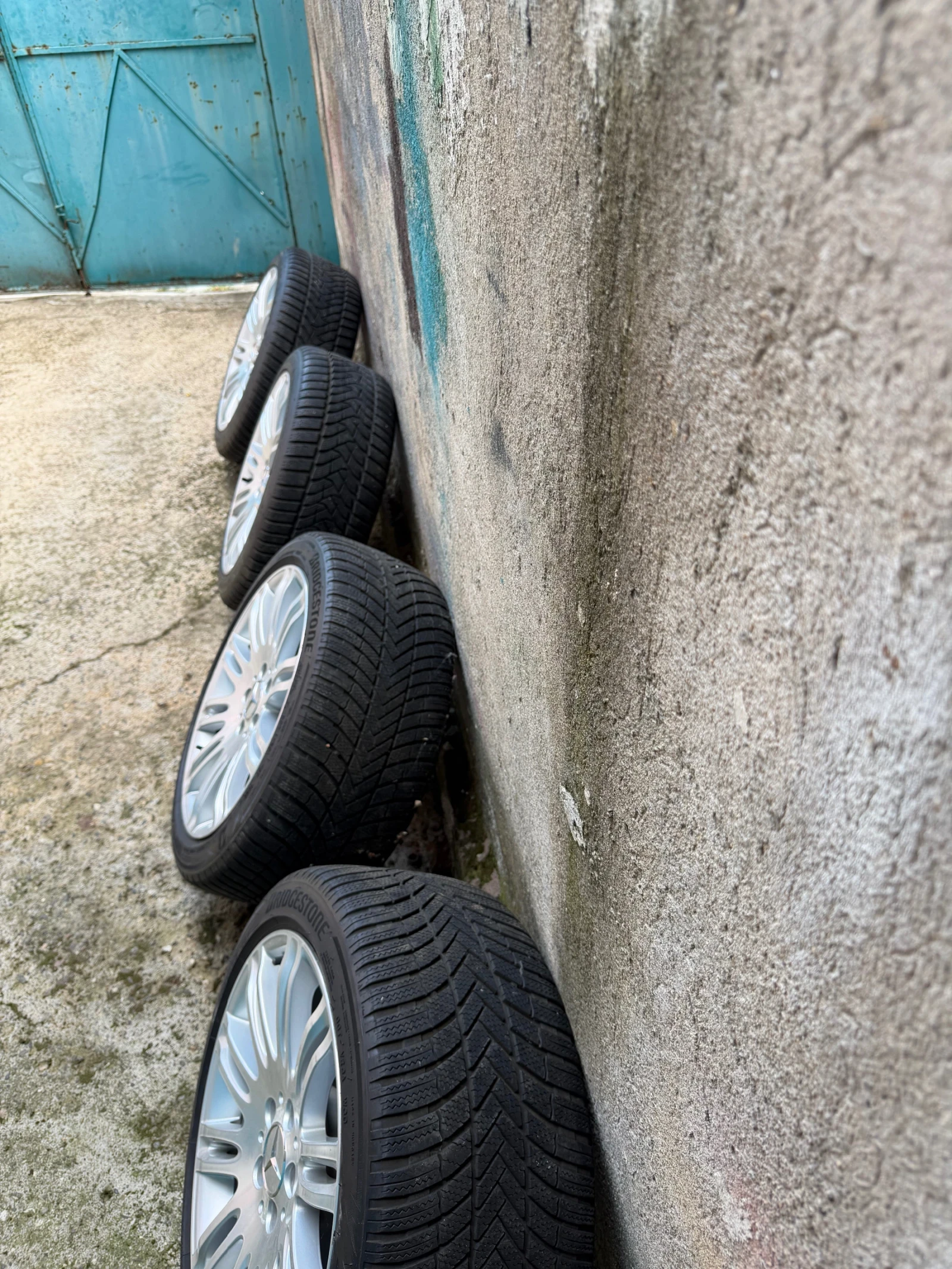 Гуми с джанти Bridgestone 245/40R18, снимка 6 - Гуми и джанти - 56103035