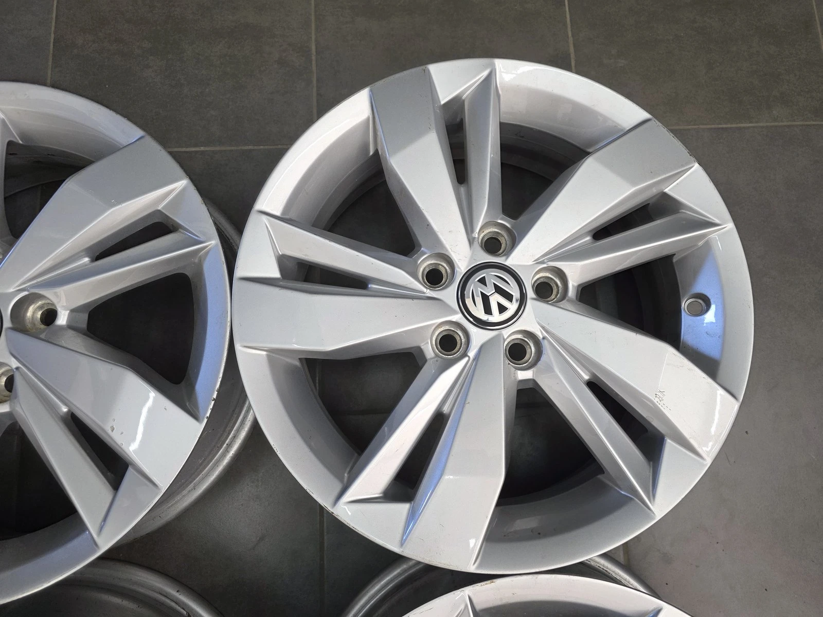 Джанти за VW, снимка 6 - Гуми и джанти - 56729894