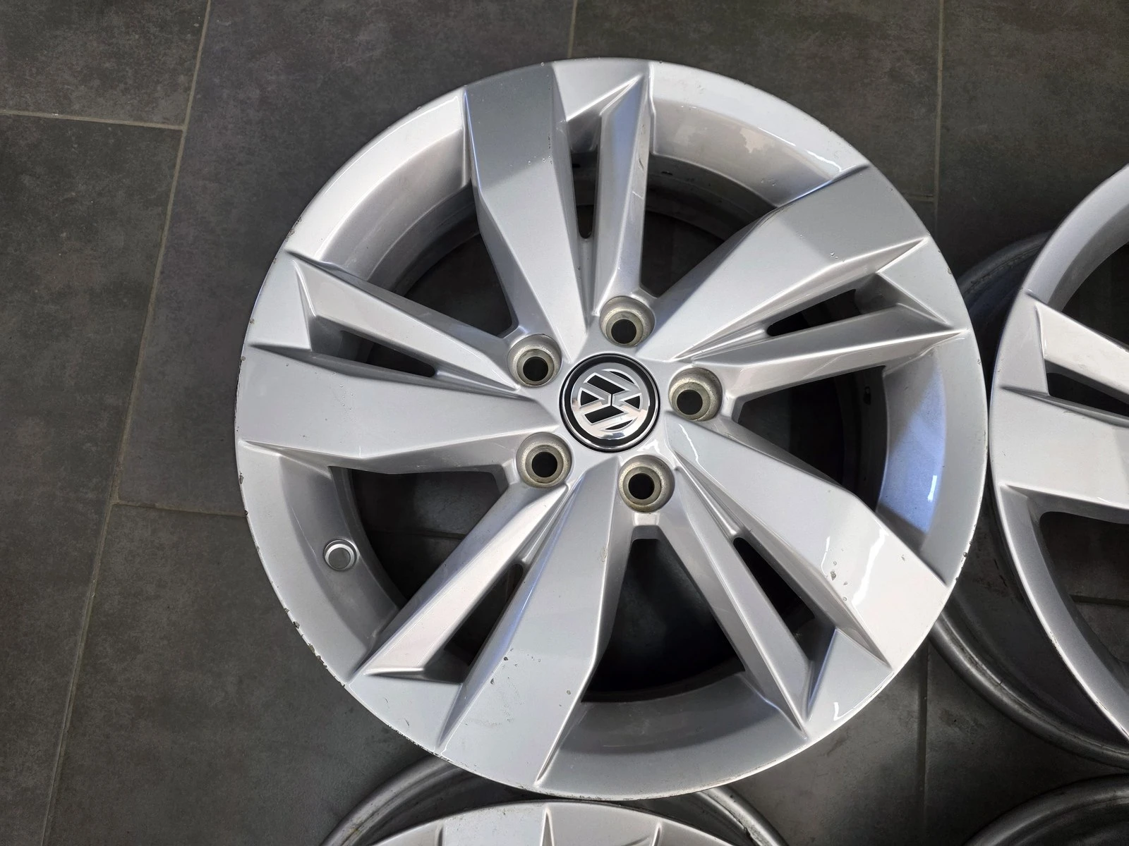 Джанти за VW, снимка 5 - Гуми и джанти - 56729894