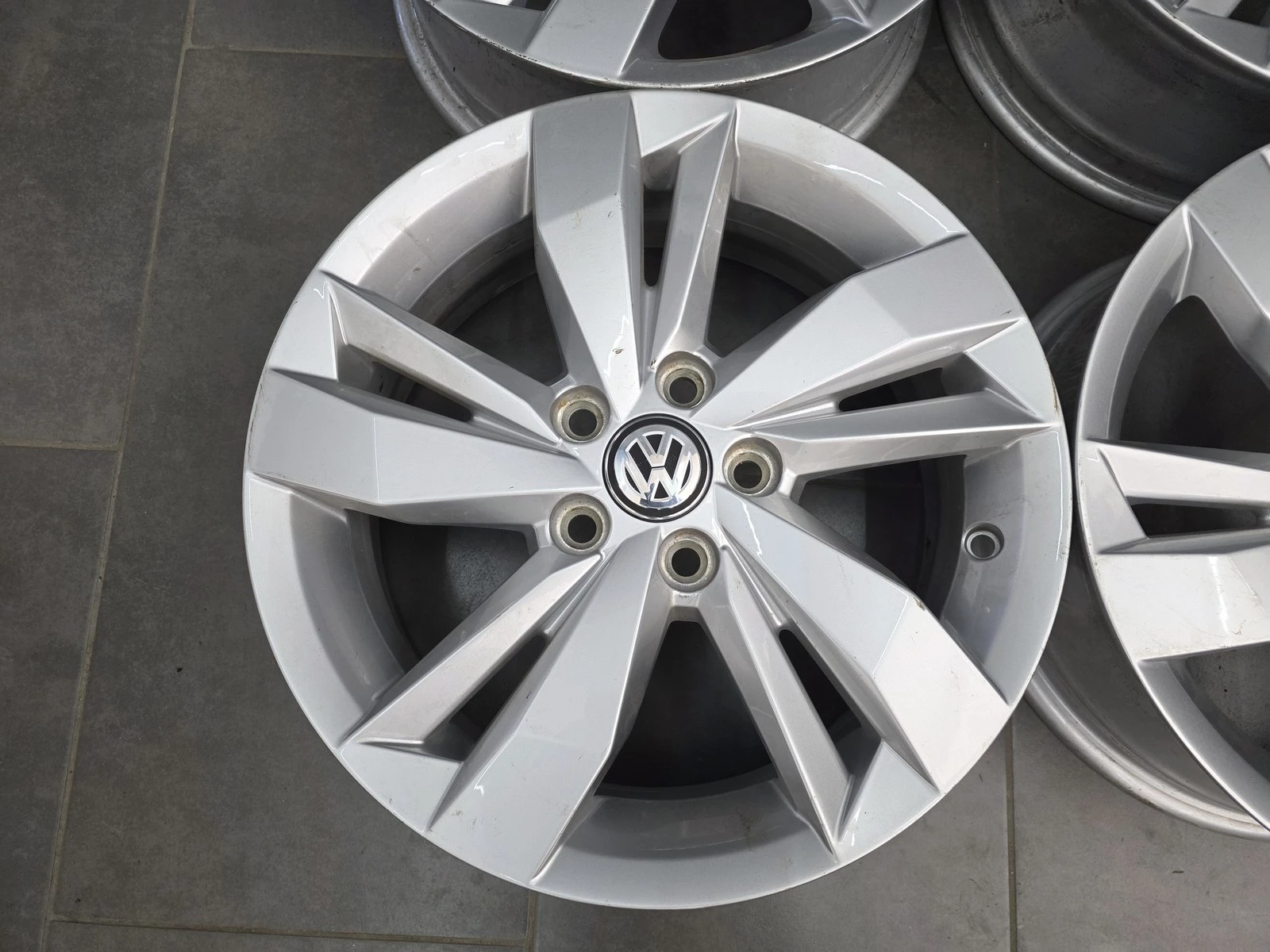 Джанти за VW, снимка 7 - Гуми и джанти - 56729894