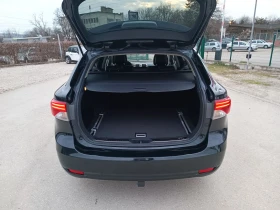 Toyota Avensis 2.0i-152кс-ШВЕЙЦАРИЯ-РЪЧКА-FACELIFT-KEYLESS, снимка 5