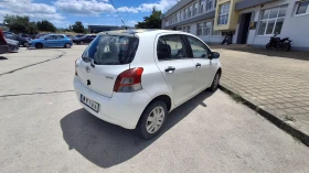 Toyota Yaris, снимка 2