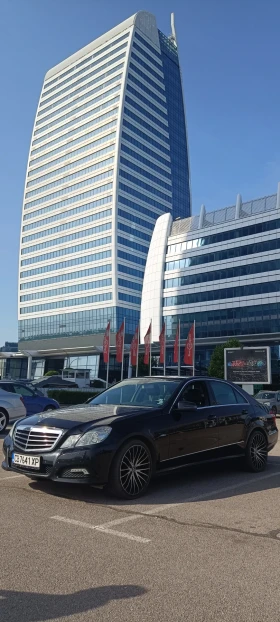 Mercedes-Benz E 200 220CDI, снимка 4