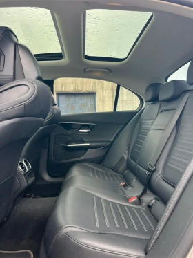 Mercedes-Benz C 220 4-MATIC AMG PANORAMA FULL, снимка 11