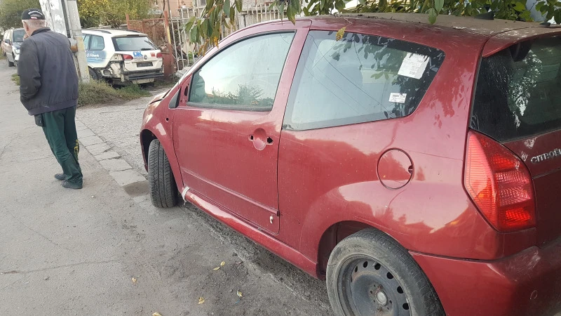 Citroen C2, снимка 2 - Автомобили и джипове - 47625008