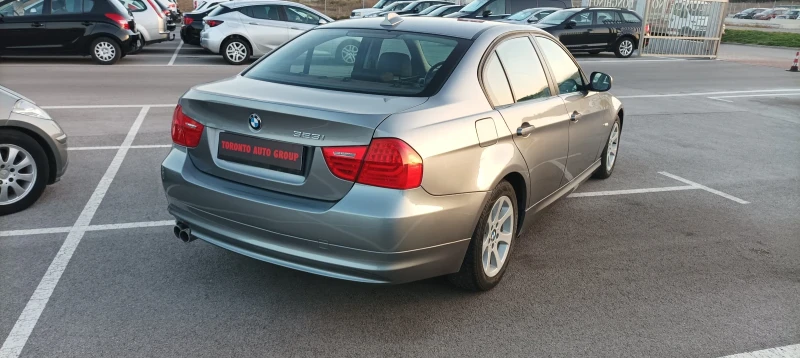 BMW 323 I, снимка 6 - Автомобили и джипове - 47753745