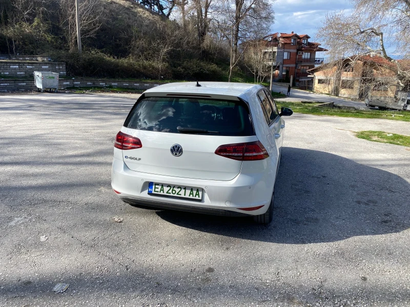 VW Golf eGolf, снимка 4 - Автомобили и джипове - 49215861