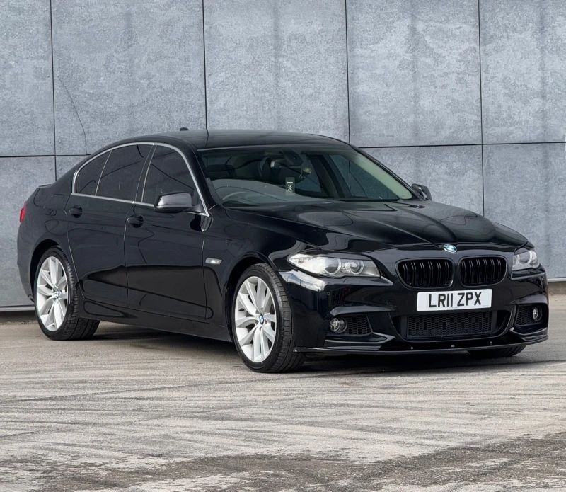 BMW 520 M-Performance/Сменени Вериги/UK/Black edition/FULL, снимка 3 - Автомобили и джипове - 48824315