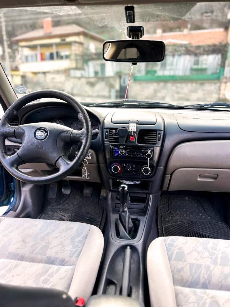 Nissan Almera 2.2 Diesel, снимка 5 - Автомобили и джипове - 48967061